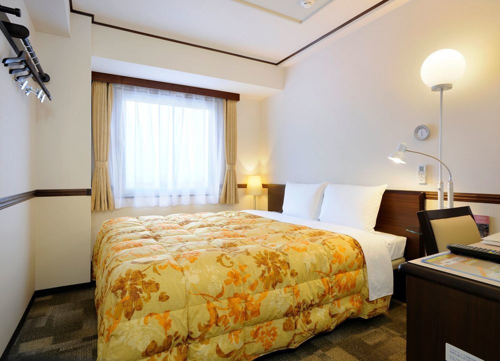 Toyoko Inn Osaka Tsutenkaku Mae Exterior photo